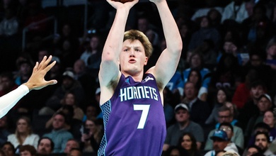 Vượt mặt đàn anh, tân binh đắt giá của Hornets xô đổ kỷ lục ném 3 điểm lịch sử NBA