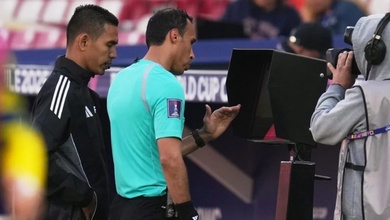 Những pha câu giờ và giả vờ ngã: Quy trình VAR được mở rộng trước thềm World Cup
