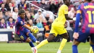 Yamal tạo dấu mốc lịch sử bằng hat-trick đưa Barcelona tạo cách biệt 4 điểm