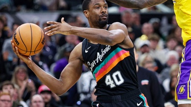 Mạch trận "người sắt NBA" bị phá vỡ: Lão tướng Harrison Barnes lỡ trận đầu tiên sau 5 năm cày ải