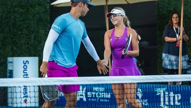 Sự thấu hiểu giúp Ben Johns và Anna Leigh Waters trở thành cặp đôi đáng gờm nhất làng pickleball