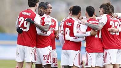 Arsenal nhọc nhằn đánh bại đội hạng 3 để lọt vào tứ kết FA Cup