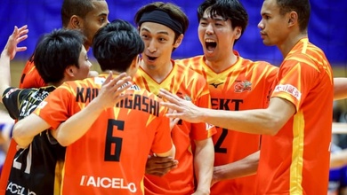 Stings Aichi tạo cuộc đua song mã kịch tính với Nagoya