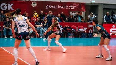 Chieri ngược dòng kịch tính trước Dresdner ở bán kết CEV Cup nữ