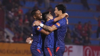 CAHN thắng nghẹt thở Ninh Bình, củng cố ngôi đầu bảng V.League