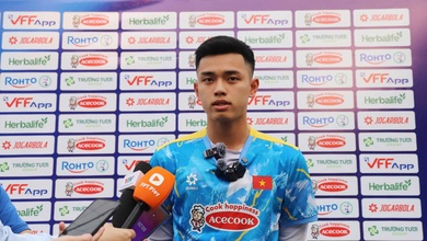 Lê Nguyên Hoàng ấn tượng cầu thủ Việt kiều Moric ở U23 Việt Nam