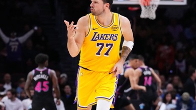 Luka Doncic ghi 60 điểm lịch sử, kéo dài chuỗi thắng của Los Angeles Lakers lên con số 8