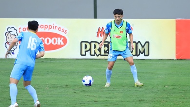 Việt Cường áp lực khi khoác áo số 22 của Tiến Linh ở tuyển Việt Nam