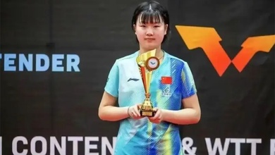 Tiểu Ma Vương” mới của bóng bàn Trung Quốc: 15 tuổi giành 3 danh hiệu trong 8 ngày, đặc cách lên tuyển