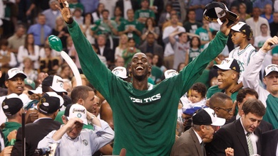 Huyền thoại Kevin Garnett mỉa mai NBA hiện đại: "Đây là biểu diễn tạp kỹ, không phải thể thao"