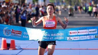 Nguyễn Thị Oanh kéo dài kỷ lục 10 lần vô địch liên tiếp tại Tiền Phong Marathon