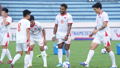 Tuyển Việt Nam thoải mái ở buổi tập cuối trước trận gặp Malaysia