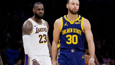 Chuyển nhượng NBA: Tương lai nào cho LeBron James và Stephen Curry ở Warriors?