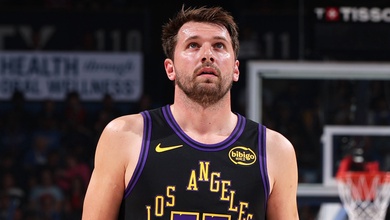 Luka Doncic tức tốc bay sang châu Âu điều trị chấn thương gân kheo trước Playoffs