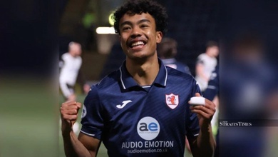 Sao nhập tịch Malaysia lần đầu nâng cúp tại châu Âu