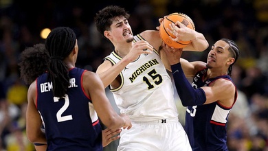 Giải mã chiến thắng 69-63 của Michigan trước UConn tại chung kết bóng rổ sinh viên Mỹ 2026