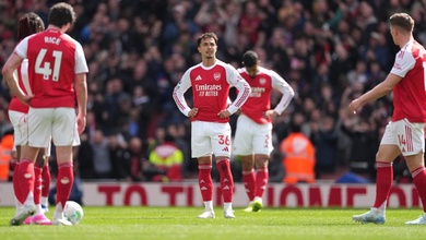 Arteta: Thất bại của Arsenal là "một cú đấm mạnh vào mặt"