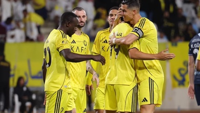 Cristiano Ronaldo còn cách mốc 1000 bàn thắng bao nhiêu sau bàn thứ 24 cho Al Nassr?