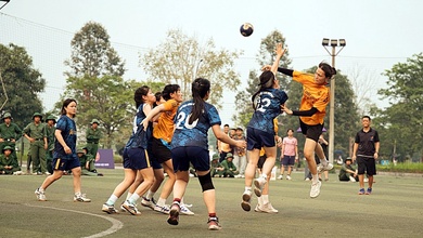 Từ giải bóng ném sinh viên Hà Nội đến chuyện xây chân đế cho nền kinh tế thể thao Việt Nam