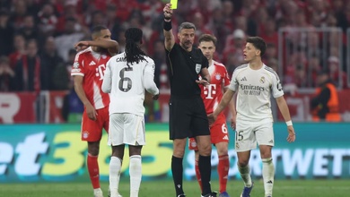 Thẻ đỏ tranh cãi của Camavinga khiến Real Madrid trút giận vào trọng tài