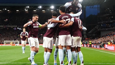 Aston Villa thắng hủy diệt để tạo nên trận bán kết toàn Anh ở Europa League