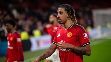 Man Utd khủng hoảng hàng phòng ngự khi 4 trung vệ vắng mặt trong trận gặp Chelsea