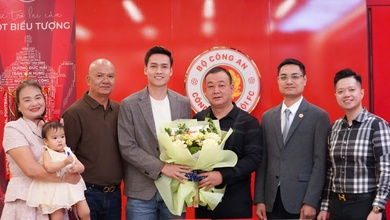 CAHN giữ chân trụ cột Bùi Hoàng Việt Anh đến năm 2028