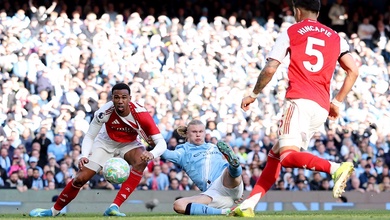 Haaland ghi bàn quyết định, Man City hạ gục Arsenal để mở toang cơ hội vô địch