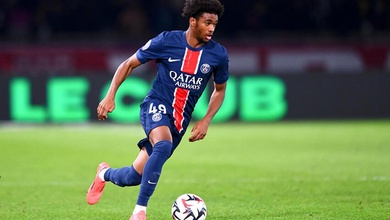 Luis Enrique "xóa sổ Mbaye, viên ngọc quý của PSG, khỏi bản đồ"