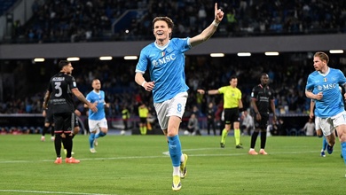 Cựu ngôi sao MU trở thành tiền vệ ghi nhiều bàn thắng nhất tại Serie A trong năm 2026