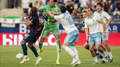 Hỗn loạn ở giải hạng 2 Tây Ban Nha: Thủ môn đấm đối thủ trong màn xô xát nghiêm trọng