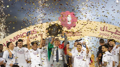 Mancini vô địch Qatar cùng Al Sadd sau khi danh hiệu bị trì hoãn