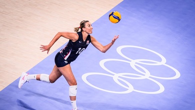 Tượng đài Mỹ Jordan Larson giải nghệ, khép lại di sản vĩ đại của bóng chuyền thế giới