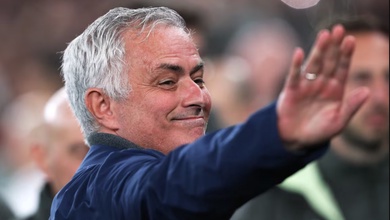 Benfica đáp trả thông tin Real Madrid muốn đưa Mourinho trở lại
