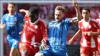 Trước Bayern Munich, một cầu thủ đã cân bằng kỷ lục tồn tại 60 năm ở Bundesliga