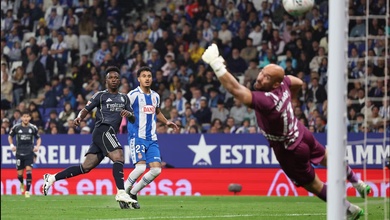 Bảng xếp hạng La Liga mới nhất sau khi Real Madrid khiến Barcelona trì hoãn chức vô địch