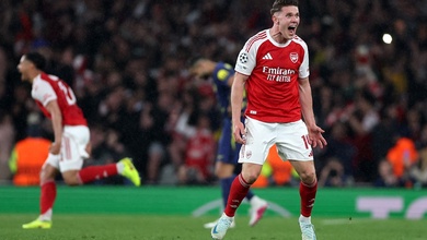 Gyokeres "làm những công việc thầm lặng" để giúp Arsenal vượt qua khó khăn