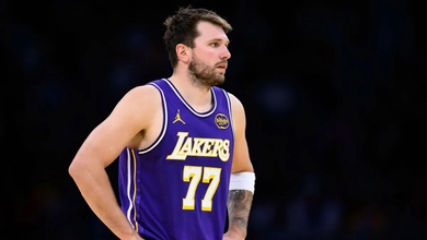 Luka Doncic liệu có thi đấu Game 1 trận Lakers gặp Oklahoma City Thunder tại NBA Playoffs 2026?