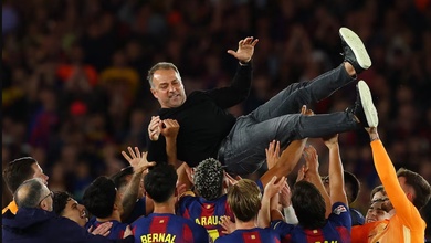 Barcelona đang chờ phá những kỷ lục nào dưới thời Flick?