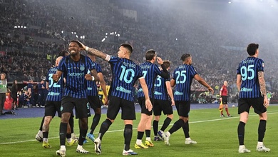 Chivu tái lập thành tích đoạt cú đúp vô địch với Inter giống như Mourinho