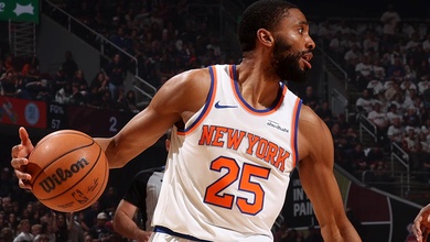 Mikal Bridges gia nhập nhóm tinh hoa cùng LeBron James trong lịch sử NBA Playoffs