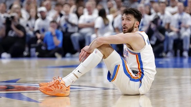 Ám ảnh trước Wembanyama khiến Chet Holmgren "tàng hình" trong trận đấu sống còn của OKC Thunder