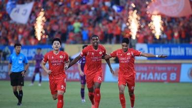 Đình Bắc bùng nổ nhưng vẫn cách xa danh hiệu Vua phá lưới V.League