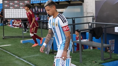 Hậu vệ 16 tuổi có thể tiệm cận kỷ lục vô tiền khoáng hậu của Maradona