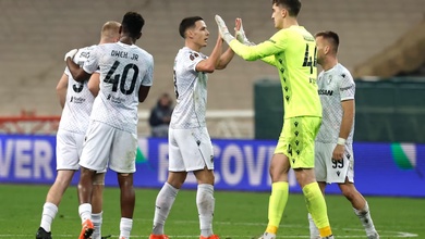 Những "ngọn tháp" của World Cup 2026: 5 cầu thủ cao từ 2 mét trở lên
