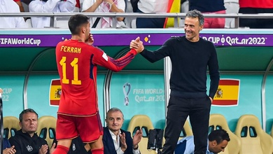 Vì sao Tây Ban Nha dưới thời Luis Enrique không thể thống trị thế giới?