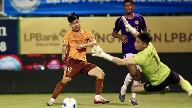 Cuộc chiến trụ hạng V.League: Khi số phận trong tay những "kẻ bên lề"