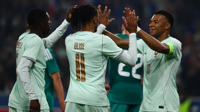 Hành động của Mbappe và Olise gây xôn xao tuyển Pháp trước World Cup