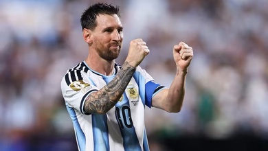 Messi lập hat-trick lịch sử, Argentina đại thắng ngày ra quân World Cup