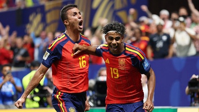 Yamal và Oyarzabal bùng nổ, Tây Ban Nha chấm dứt 299 phút im tiếng ở World Cup